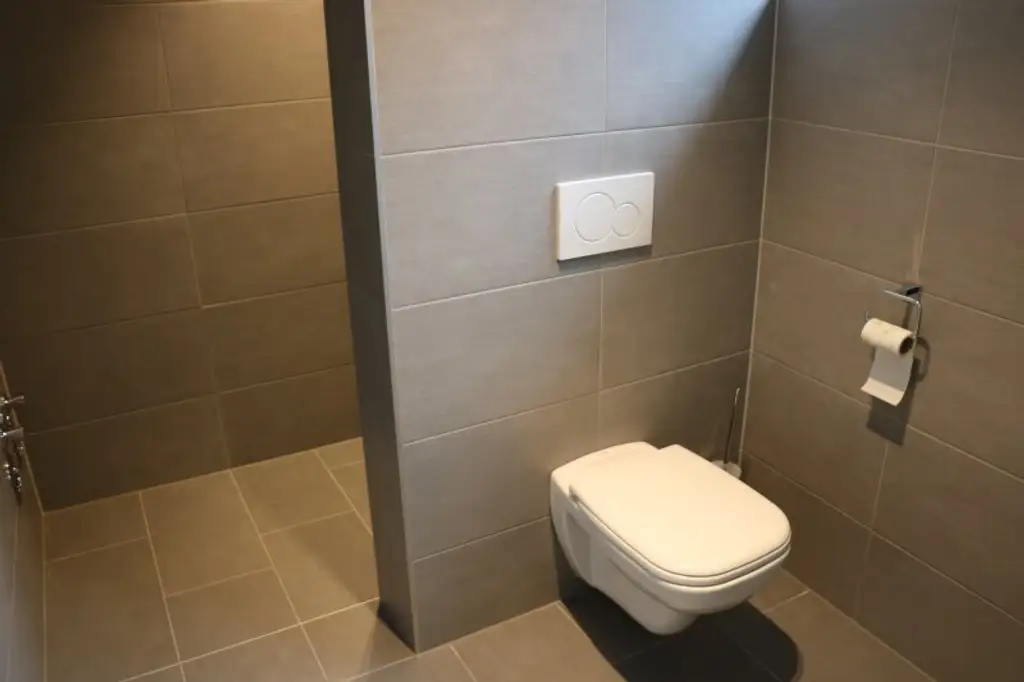 Telfs - Hochwertig - geschmackvoll eingerichtete 2 Zimmerwohnung mit Terrasse und Autoabstellplatz