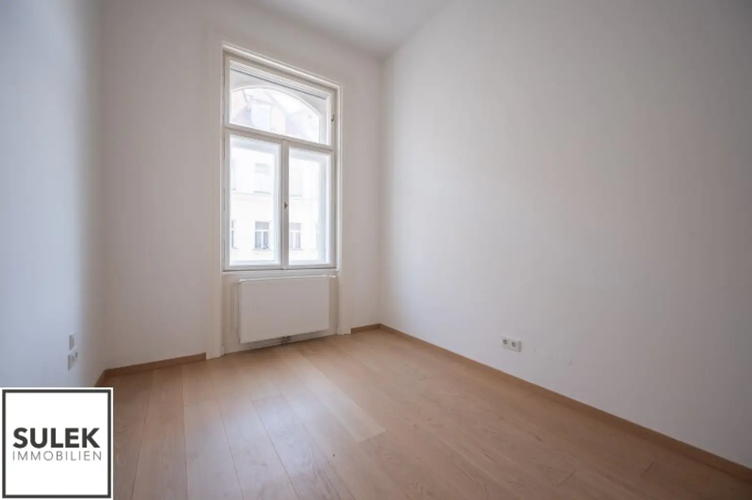Ab September: stilvolle, gut aufgeteilte 3 Zimmer Wohnung mit separater Küche nahe Mariahilfer Straße, U3, U4!
