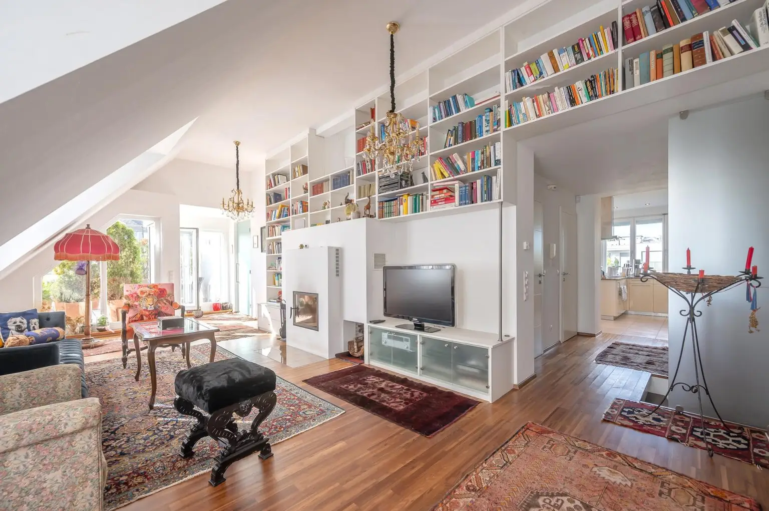 Seltene Gelegenheit in Döbling! Zentrales Luxus-Penthouse mit vier Dachterrassen und Pool