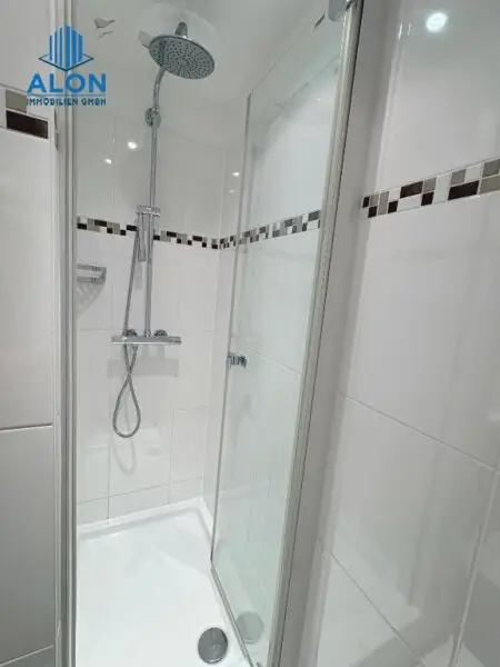 3 Zimmer | WG-geeignet | Toplage beim Naschmarkt | zentrale Anbindung | ruhige Wohnung im 3. Liftstock