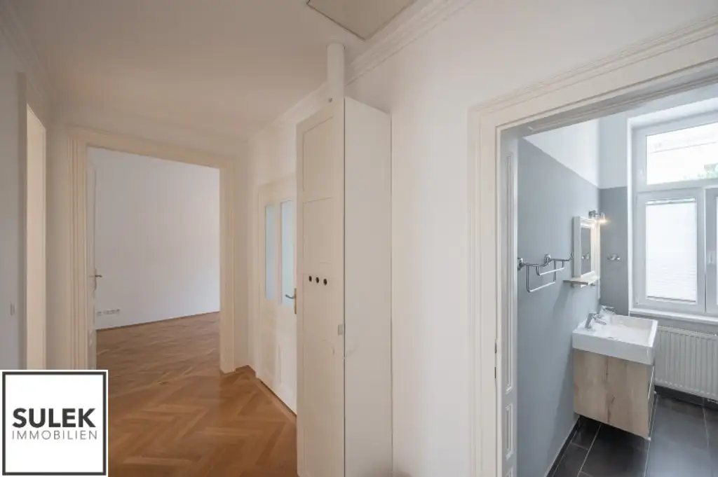 Schönbrunner Allee: 3-Zimmer-Altbauwohnung mit perfekter Aufteilung und Grünblick