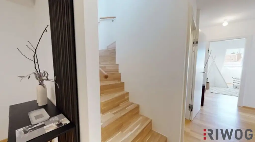 Erstbezug eines Luxus Dachgeschosses mit Fernblick auf Prater auf Stephansdom in der nähe der Donauinsel