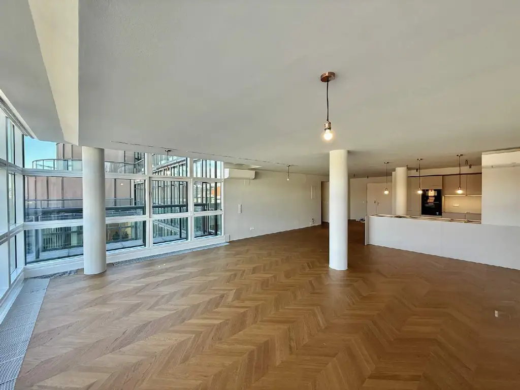 Stilvoll Wohnen mit Terrassen in luftigen Höhen: Prestige-Lage Ringstraße