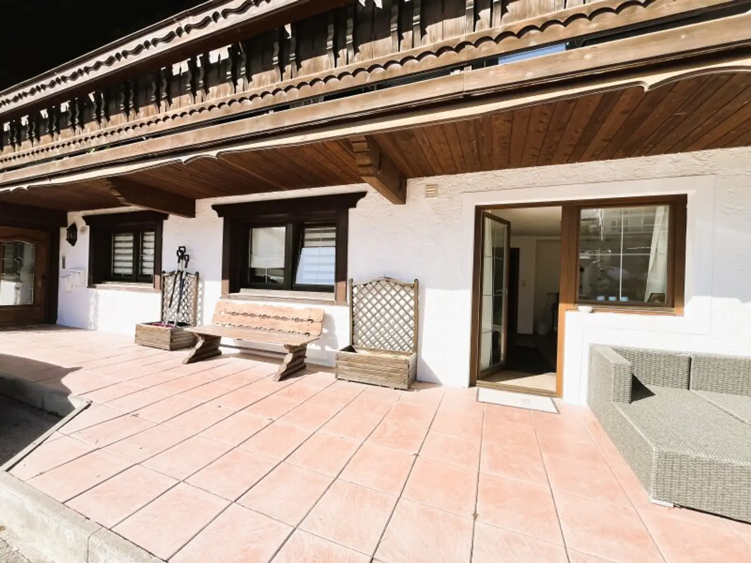 TOP Gelegenheit: Wohnhaus mit touristischer Widmung und über 380m² Wohnfläche fußläufig zum Skigebiet ab sofort kaufen!