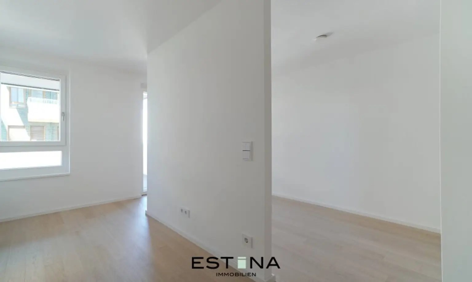 Nähe Erholungsgebiet Wienerberg - Pärchenwohnung mit Balkon