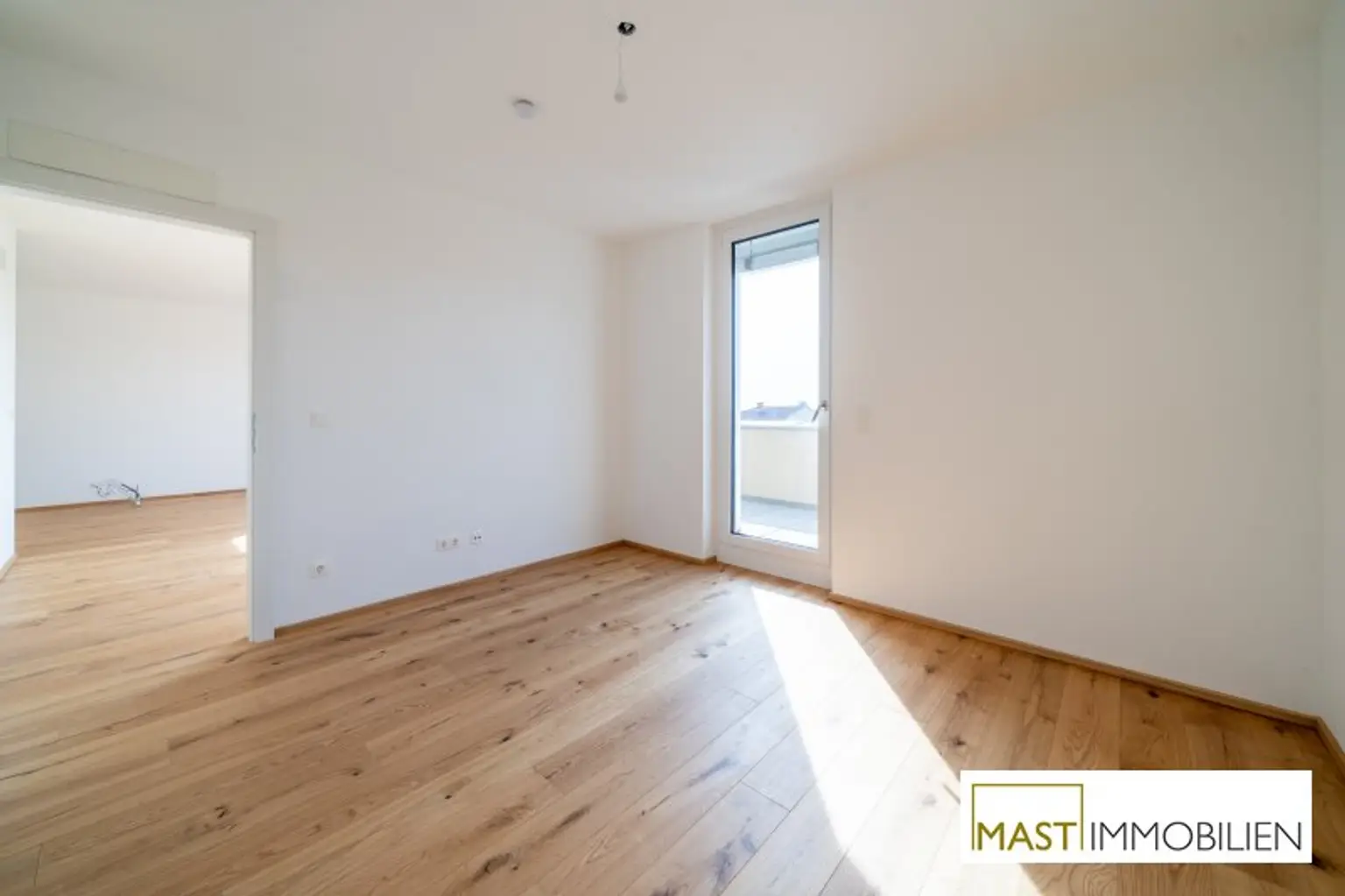 *Sommer 2025* Luxuriöse 2-Zimmer Dachgeschosswohnung mit Seeblick!