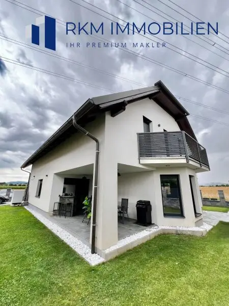 Luxuriöses Einfamilienhaus in Gerasdorf: 6 Zimmer, 207m², Terrasse & Balkone!
