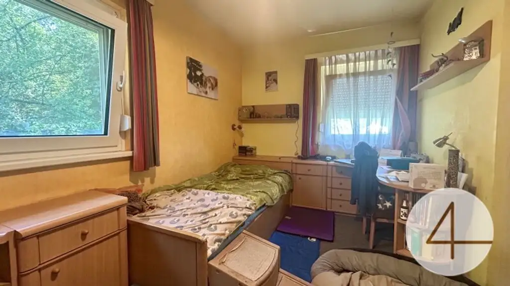 Charmantes Einfamilienhaus mit großem Grundstück in Top-Lage – Jetzt renovieren & wohlfühlen