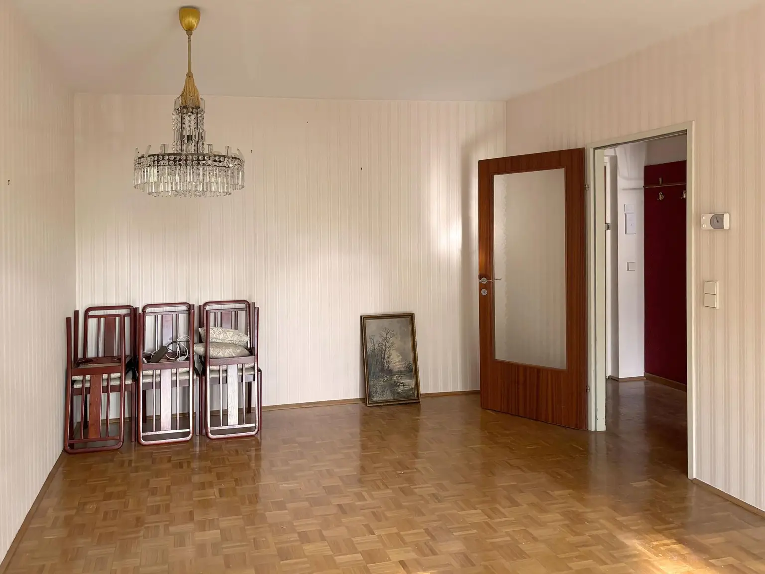 SELTENE GELEGENHEIT AUF EINE EIGENTUMSWOHNUNG MIT 2 LOGGIEN IN RUHIGER WOHNLAGE IM HERZEN VON LANGENZERSDORF