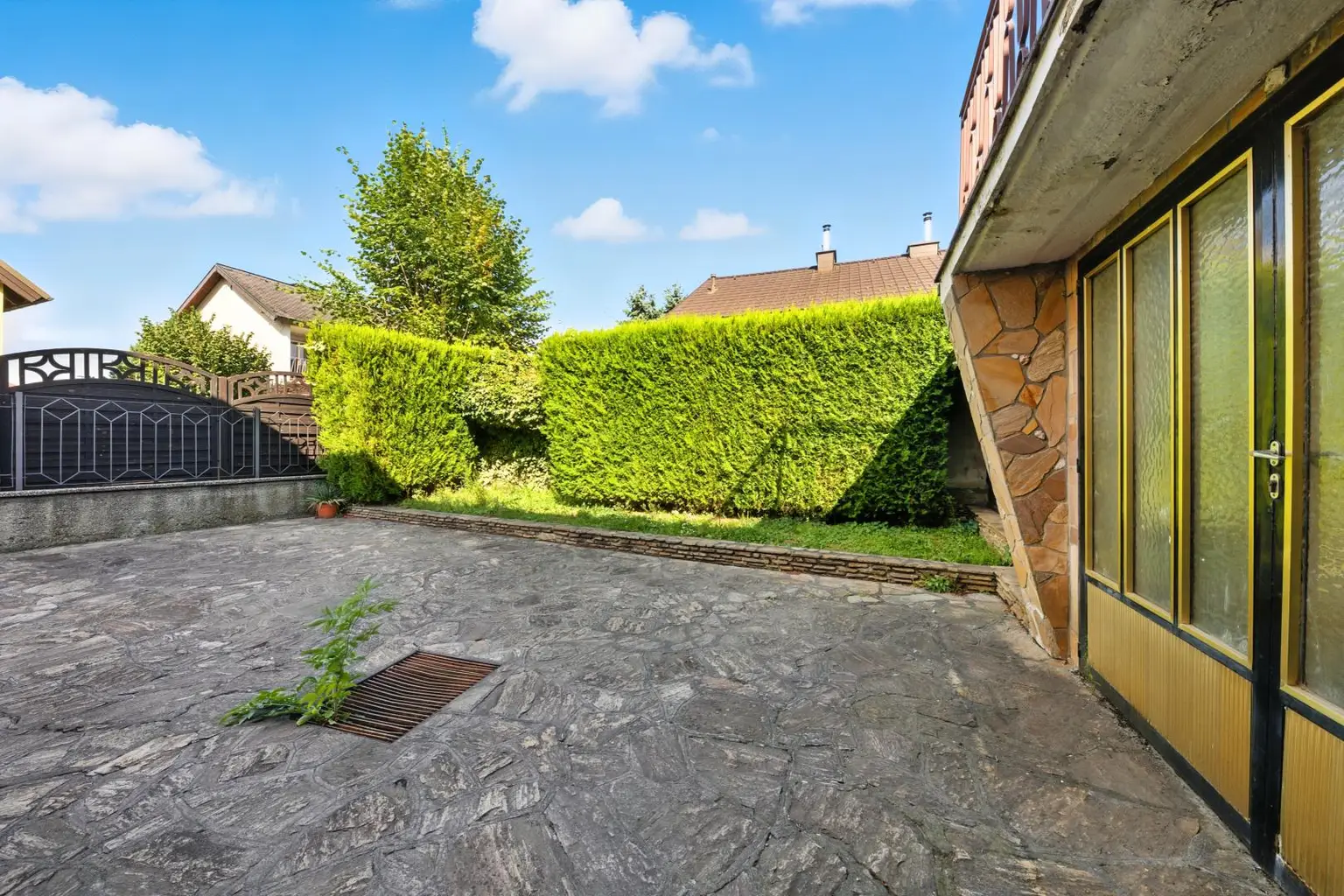 Ihr neues Zuhause: Einfamilienhaus mit vielseitigem Ausbaupotenzial in familienfreundlicher Stadtlage!