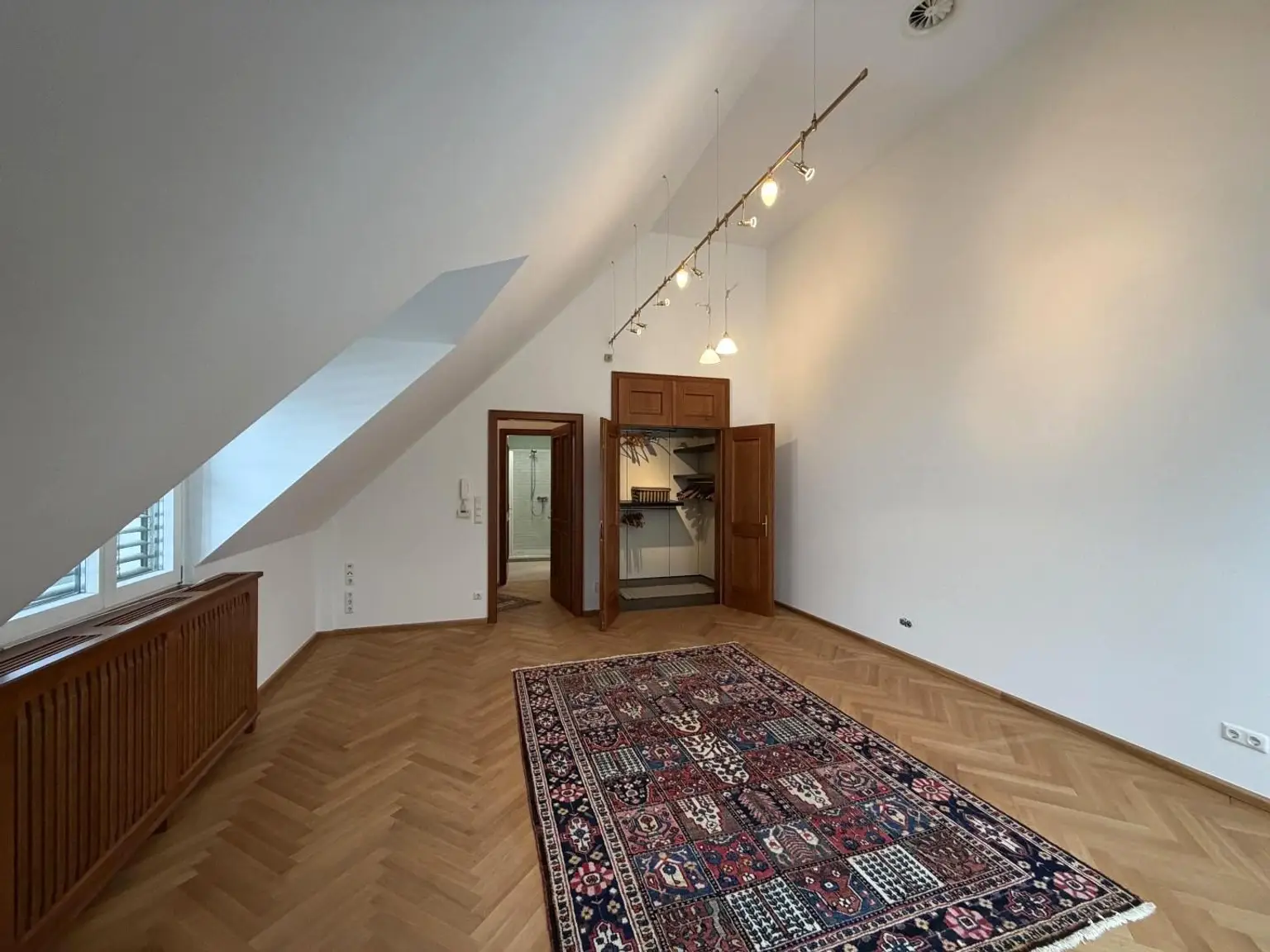 DG / Schlafzimmer 3 mit Bad en Suite 3