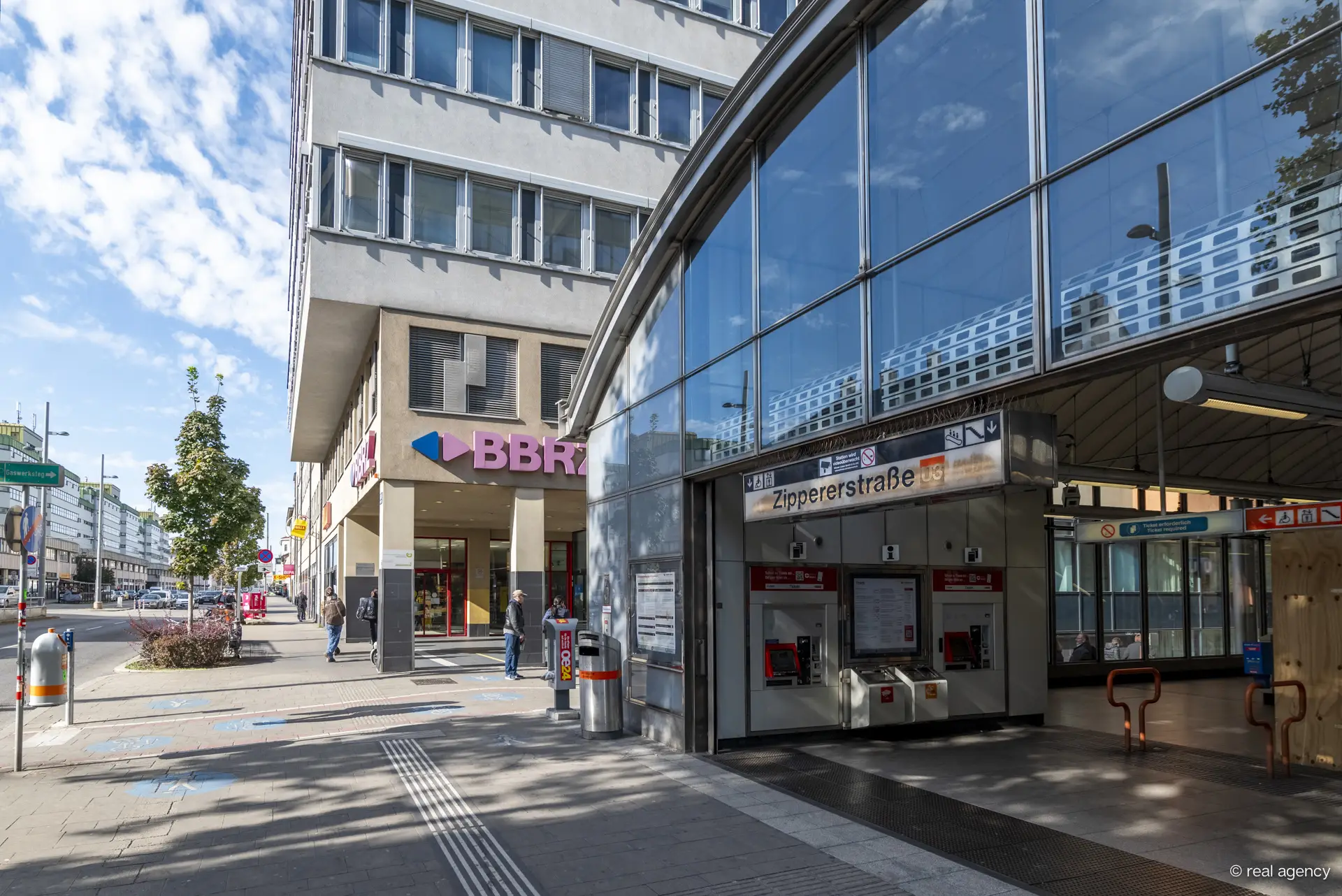 1110 Wien, Simmeringer Hauptstraße 47 außen