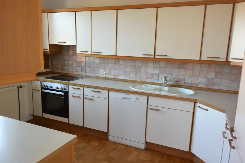 Schöner, sehr gepflegter Bungalow