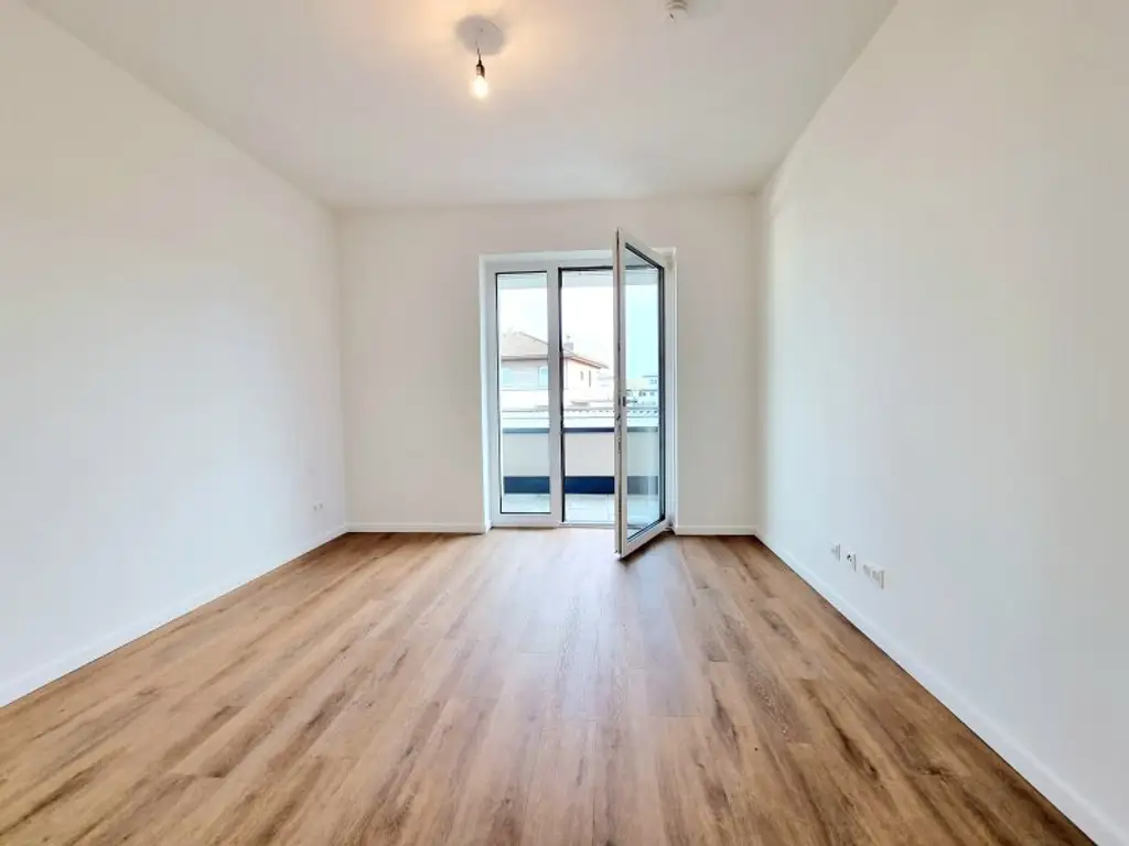 Exklusive 3-Zimmer Wohnung | 68 m² + 22 m² Balkon | Carport inkludiert | € 899 Gesamtmiete