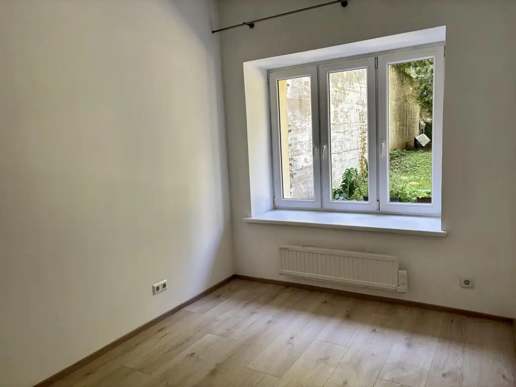 GRÜNBLICK: 3-Zimmer in zentraler Top-Lage