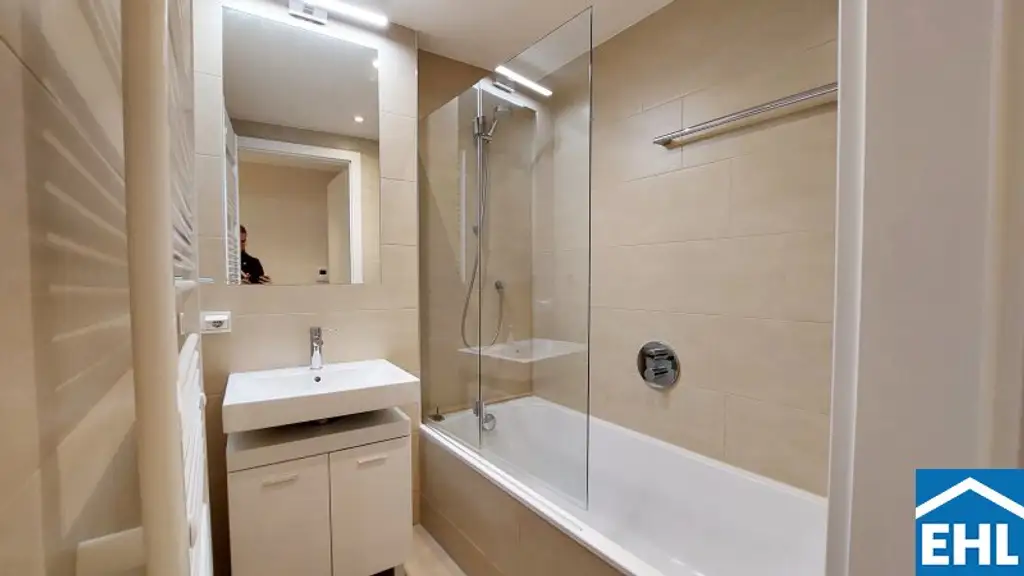 Perfekte Kombination aus Altbauflair und modernstem Wohnen im Herzen von Wien