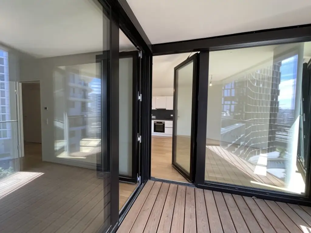 UNBEFRISTETE 4-Zimmer im Neubau mit Freifläche