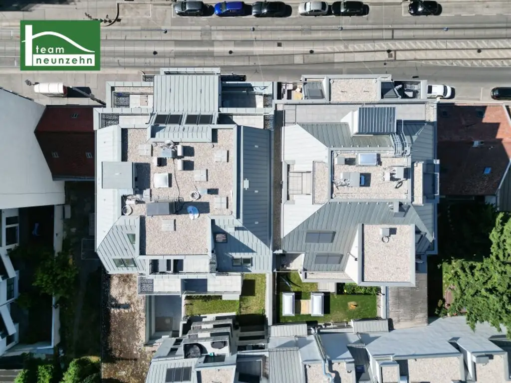 Fenster und Eingang bei der Donaufelder Straße! Vielseitig nutzbare Praxis/Ordination/Gastronomie/Einzelhandel in Toplage nahe Kagraner Platz. - WOHNTRAUM