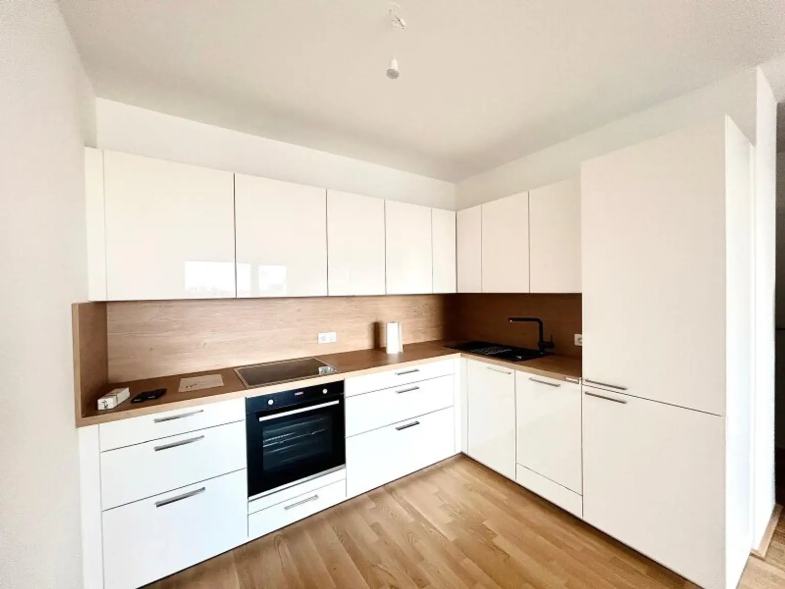 Modernes Neubau Refugium mit Grünblick & exklusiver Hausanlage | Partyraum | Fitnessraum