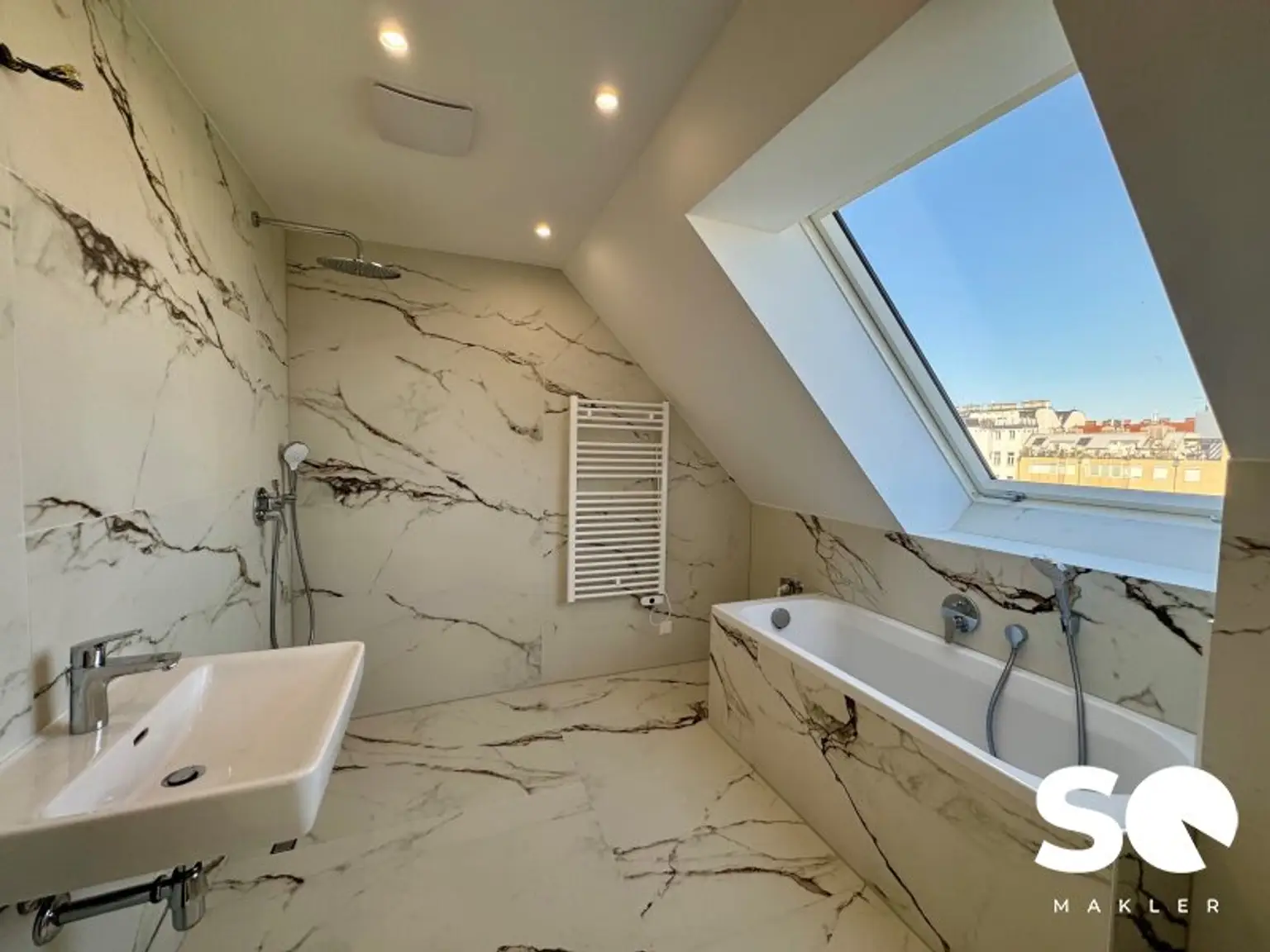 #SQ - ÜBER DEN DÄCHERN WIENS! LUXURIÖSE DACHTERRASSEN-WOHNUNG MIT BLICK AUF DIE GLORIETTE