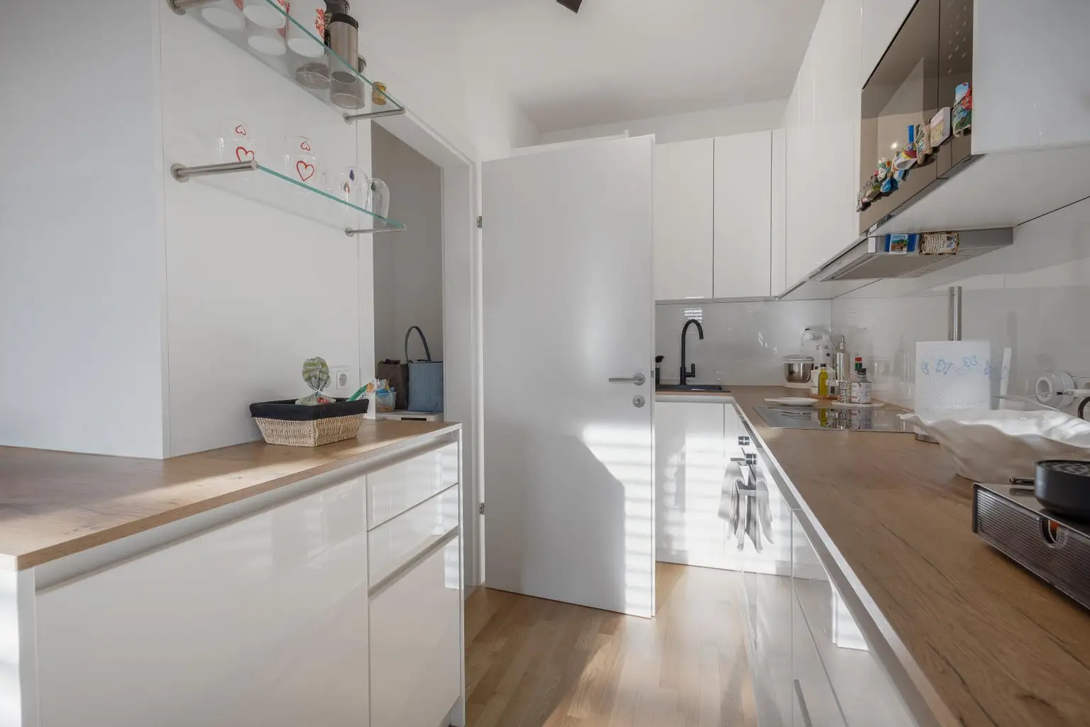 Moderne, vermietete 2-Zimmer-Wohnung mit Balkon & Tiefgarage