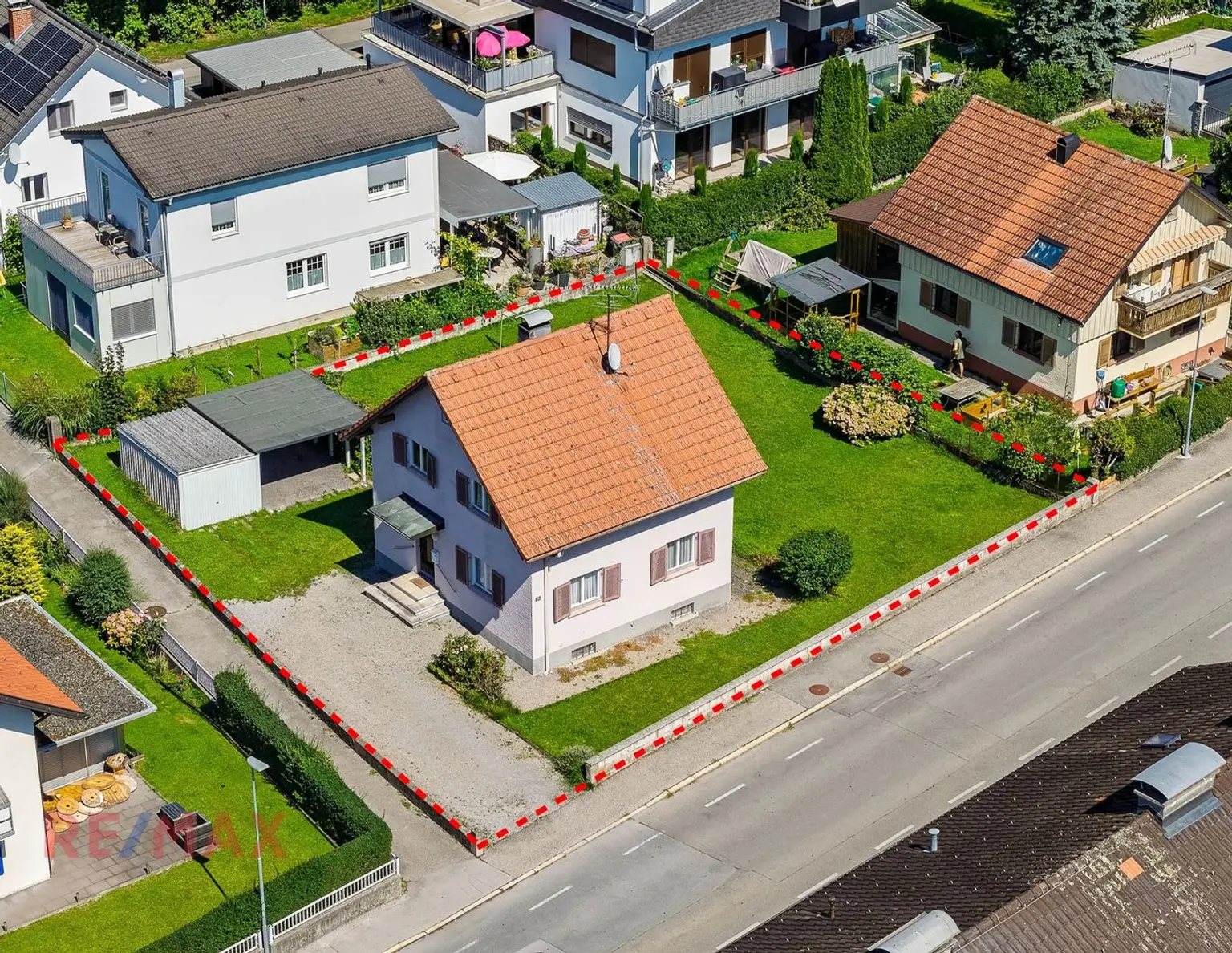Seltene Gelegenheit: Grundstück mit Altbestand in gefragter Lage