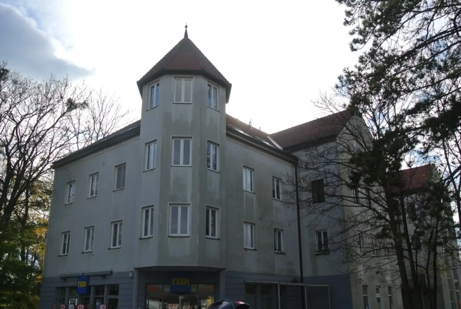 Gebäude von Aussen