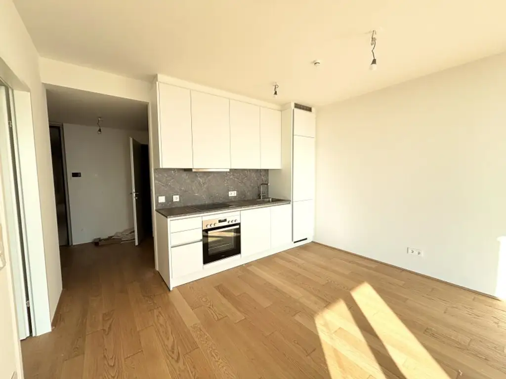 U-Bahn U1 Kagran I Stylische Wohnung mit exklusiver Ausstattung und Loggia I Rooftop Pool I Fitnessraum I Spa-Bereich