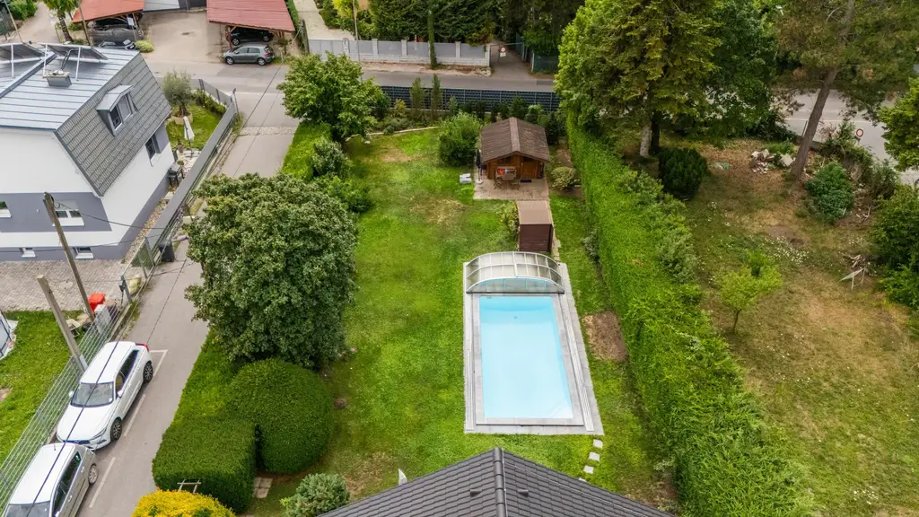 "Ihr privates Paradies in Gerasdorf! Traumhaus mit Pool, Garten & mehr!"