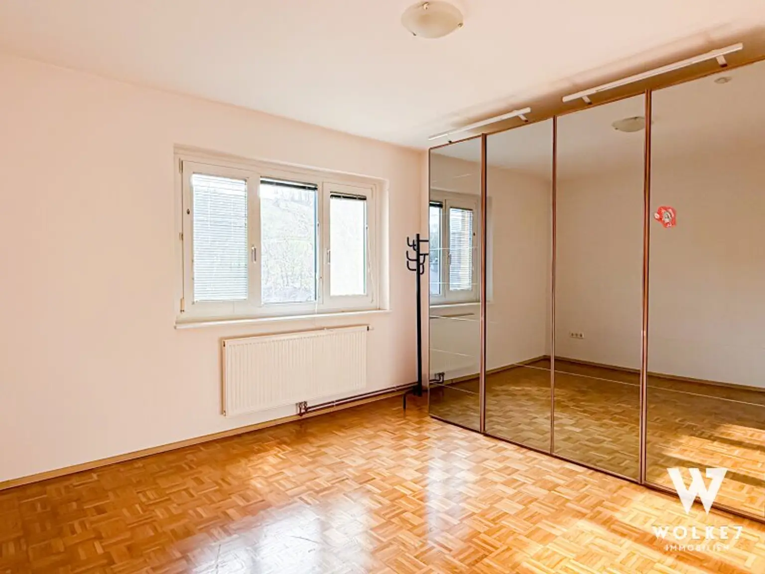 Attraktive 2,5-Zimmer-Wohnung in Maria Gugging – Ruhige Lage mit herrlichem Grünblick von der Terrasse I Öffentlich ca. 30 min. bis Wien Nussdorf