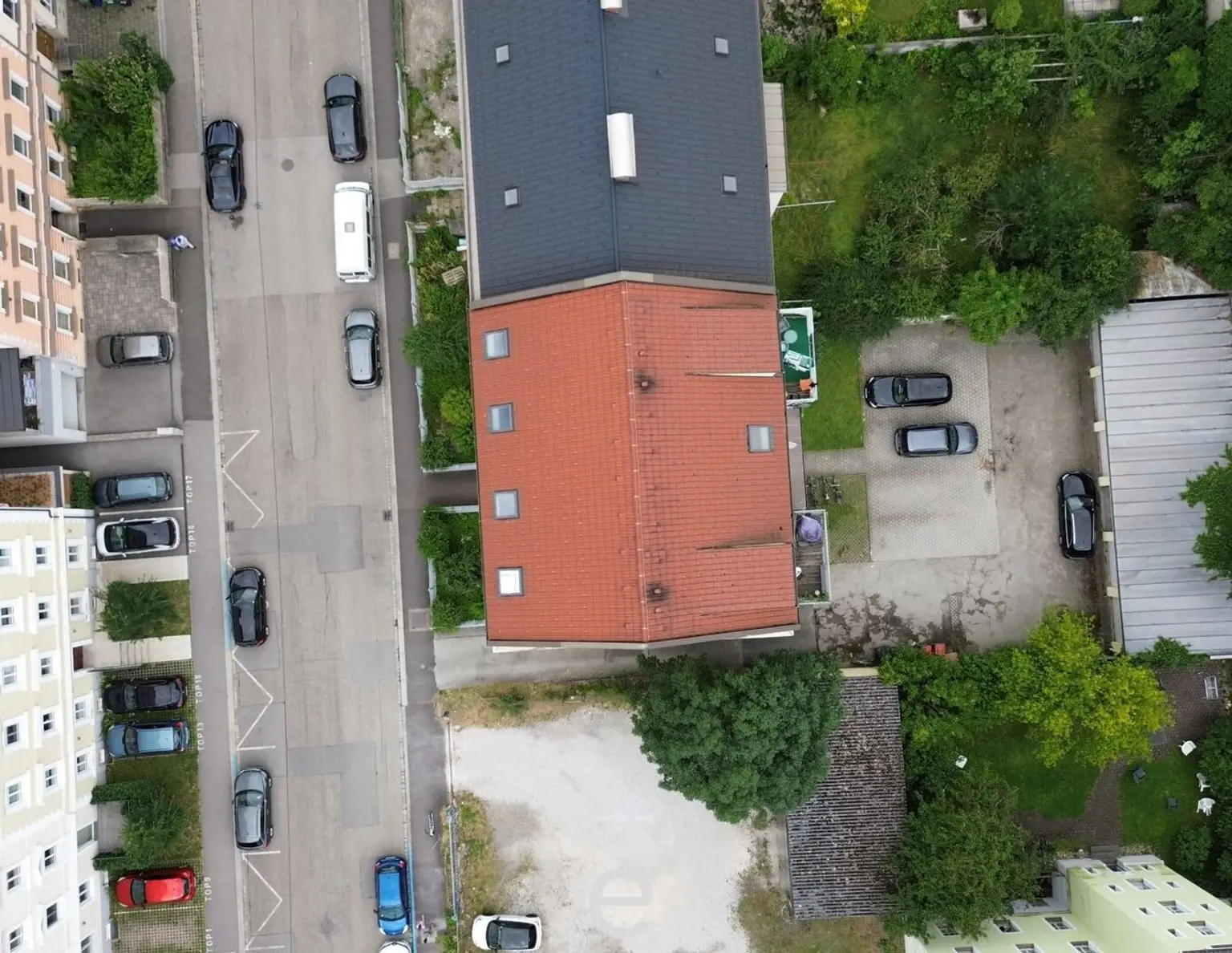 Altbau-Etagenwohnung im 2. OG, TOP 5, bis 31.1.2026 befristet vermietet!