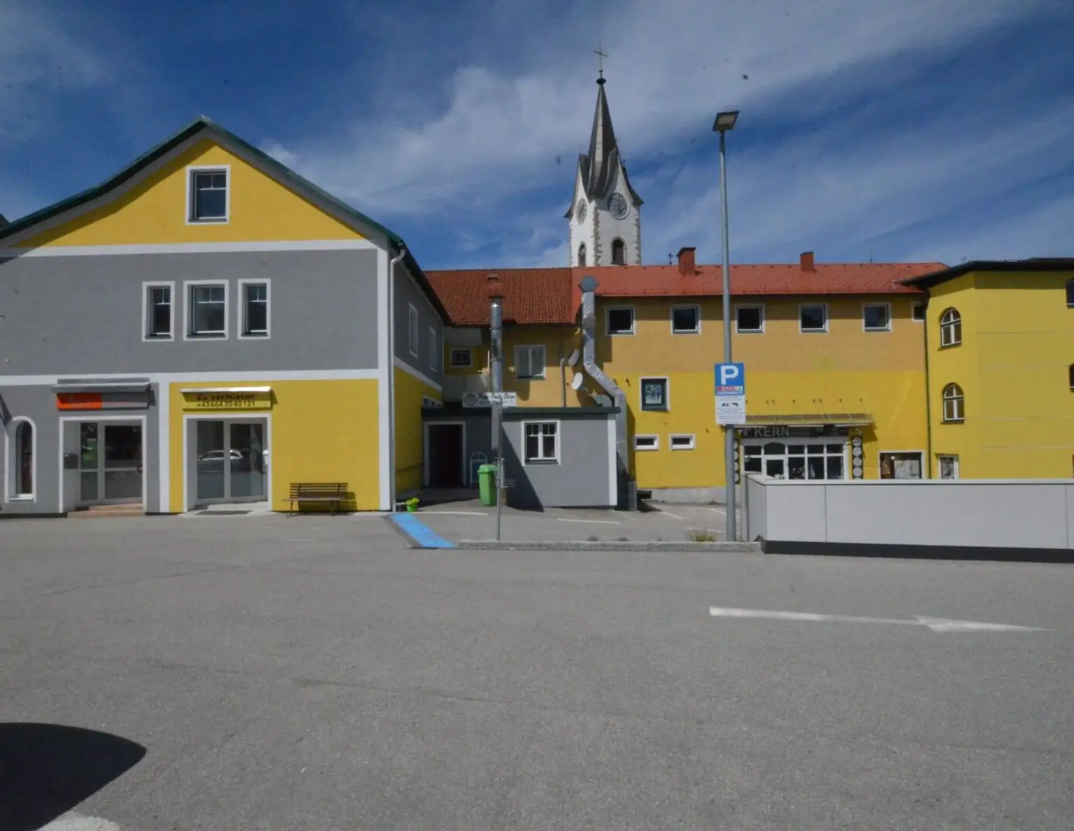 Geschäfts- u. Wohnobjekt mit Potential vis a vis Top-Sparmarkt - Zentrum Unterweissenbach (Baurecht oder Superädifikat)
