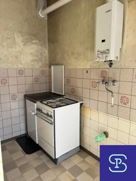 Provisionsfrei: Preisgünstige 65m² Wohnung mit 2 Zimmern und Gang-WC - 1140 Wien
