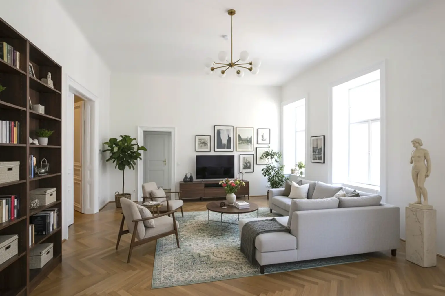 UNBEFRISTET: Ruhige 2-Zimmer-Altbauwohnung mit Balkon in der Innenstadt / UNLIMITED: Quiet 2-room apartment with balcony in the city centre