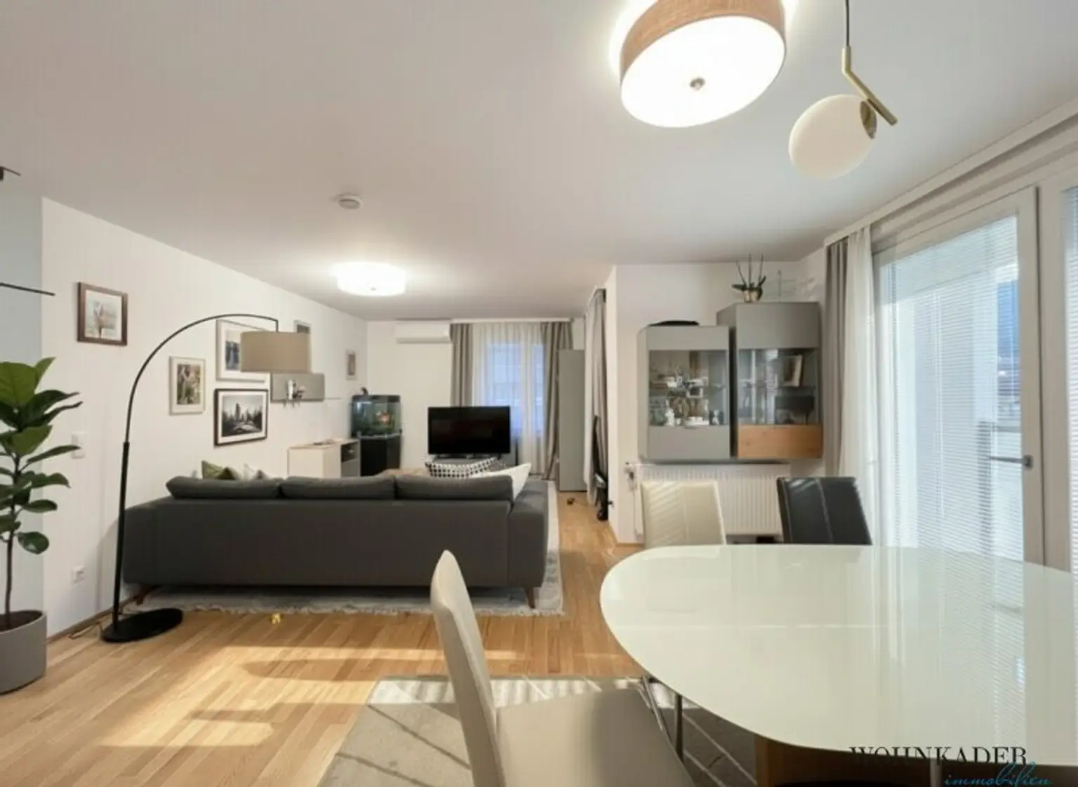 DC-Living! Fitnessraum, Sauna - Moderne 3-Zimmerwohnung mit Terrasse!