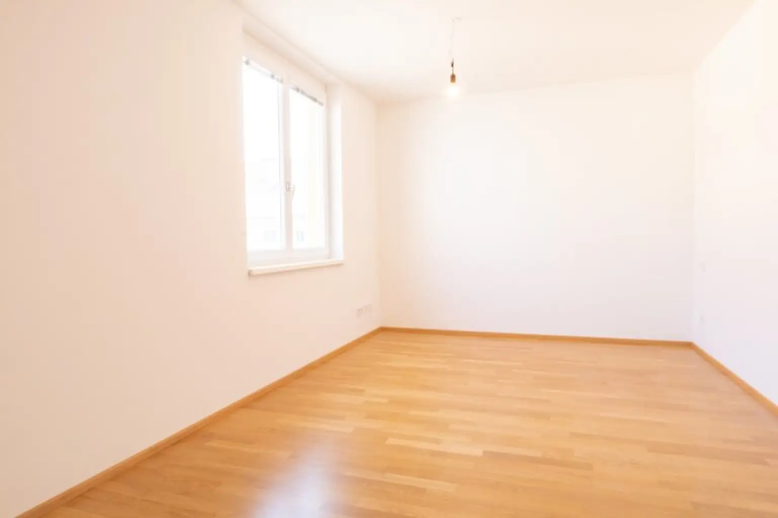 Gemütliche 2 Zimmer Wohnung - Gemeinschaftsdachterrasse zur Nutzung!!!