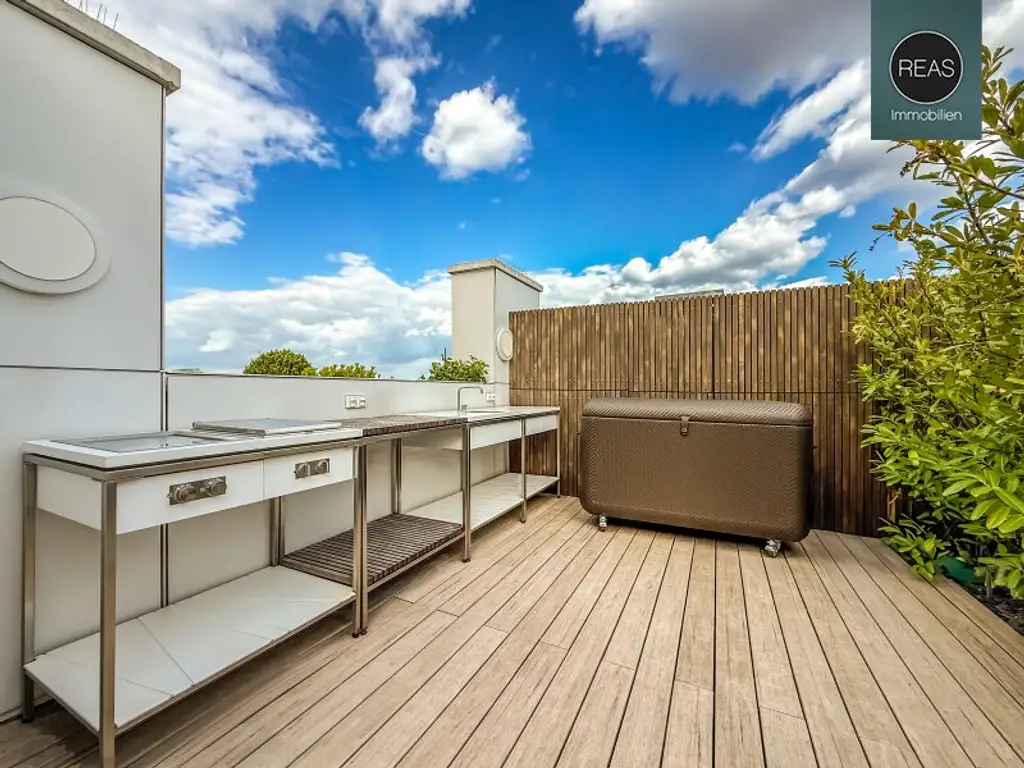 Dem Steffl so nah! Absolutes Traumapartment mit hochwertigen Einbaumöbeln und einzigartiger Dachterrasse samt Speiselift