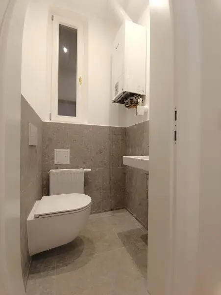 Altbaujuwel mit Erstbezug und U-Bahn Nähe! 3 Zimmer! Nähe Servitenviertel & U4 Friedensbrücke!