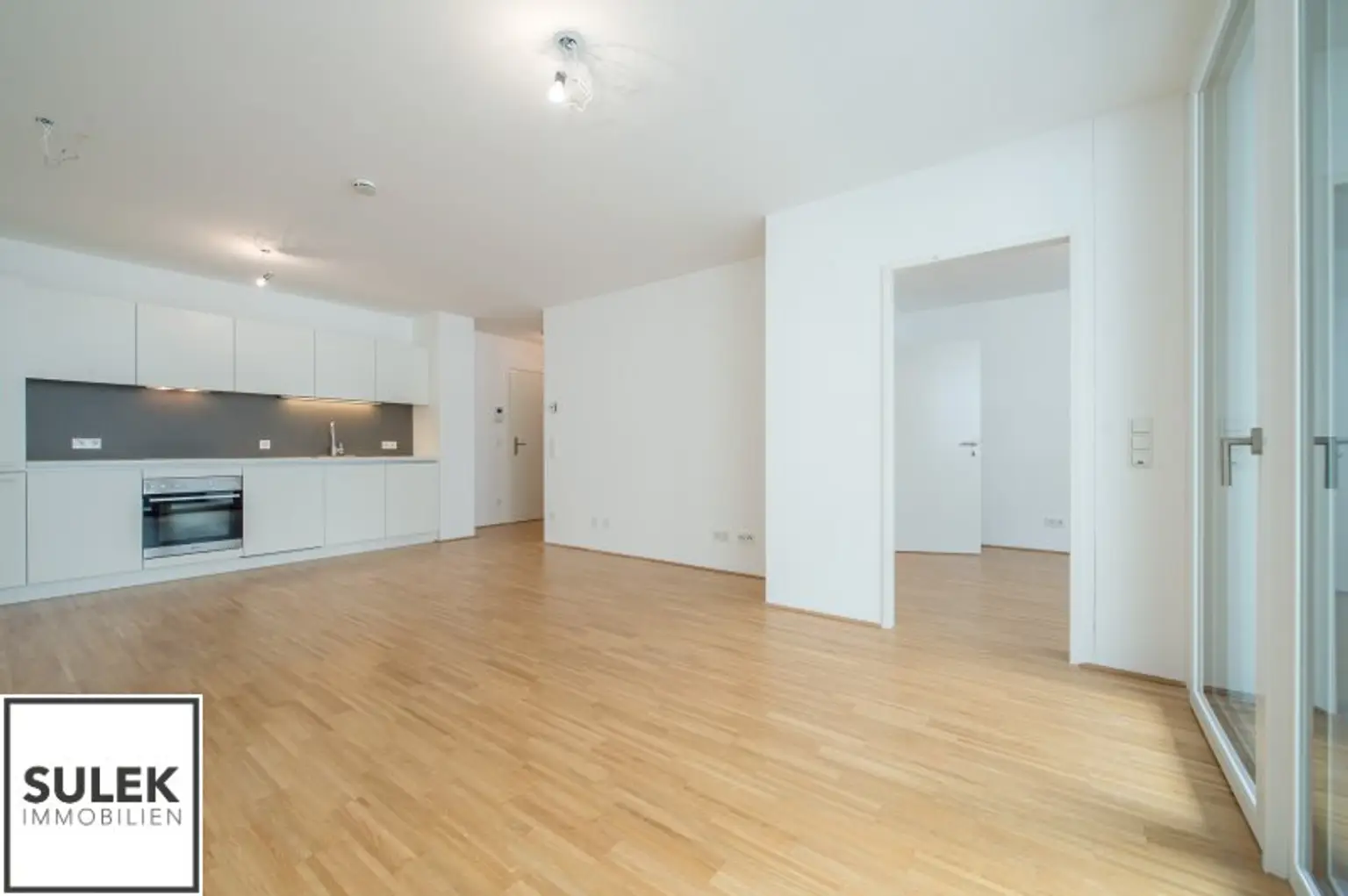 helle, freundliche 2 Zi.-Neubauwohnung + Loggia: U4 fußläufig erreichbar - ab 1.11.2025