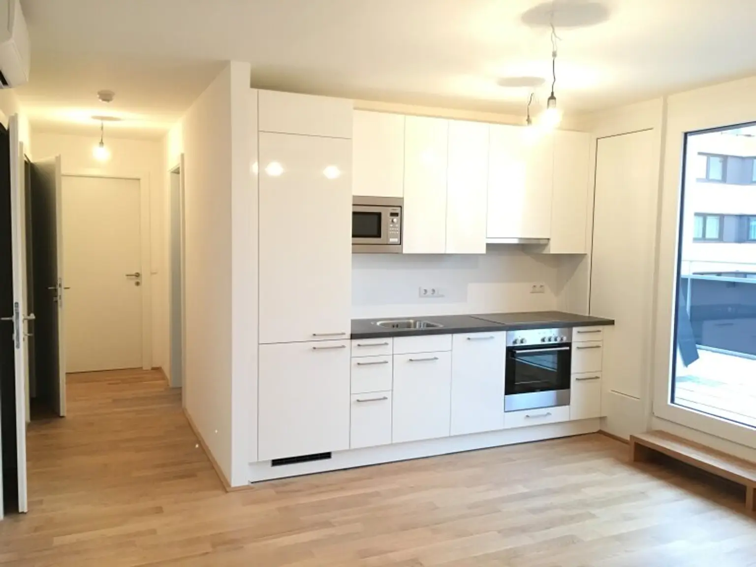 Modernes Wohnen über den Dächern Wiens – 3-Zimmer-Dachgeschosswohnung mit großer Terrasse in Ruhelage