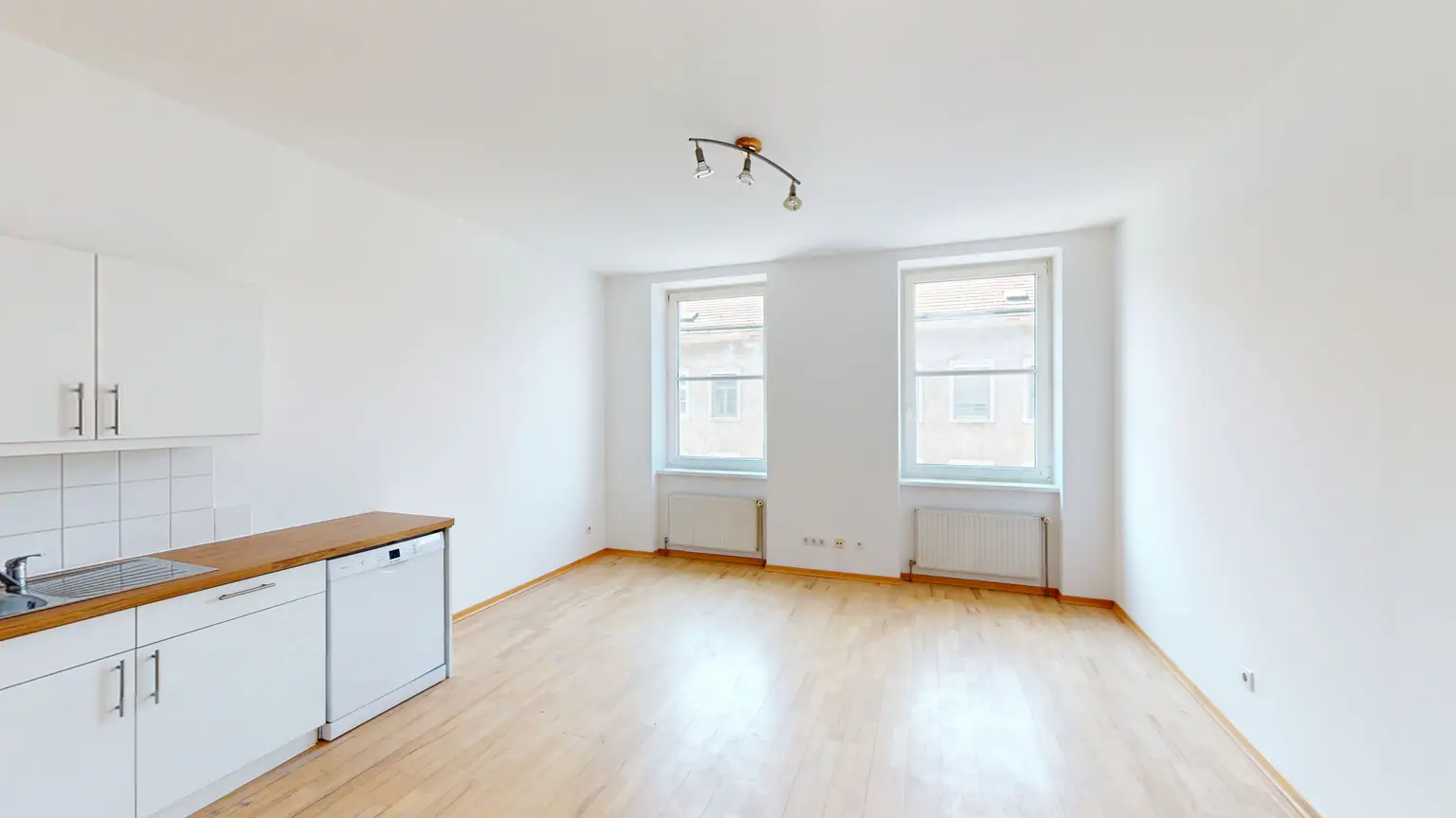 Gemütliche 2-Zimmer-Wohnung (zentral begehbar)