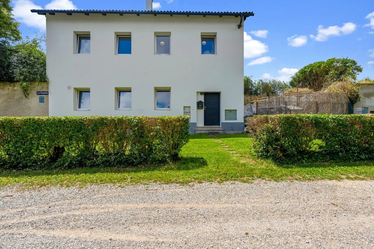 EFH 2432 Schwadorf