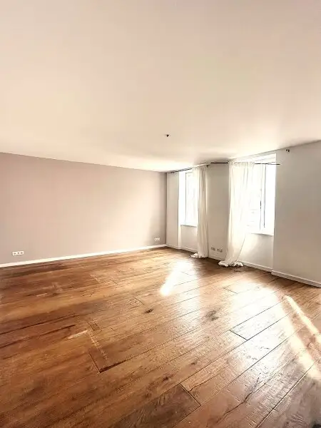Ein Zuhause für Ästheten und Liebhaber stilvoller Altbaukultur mit knapp 94m² | 8m² Balkon - 1160 Wien