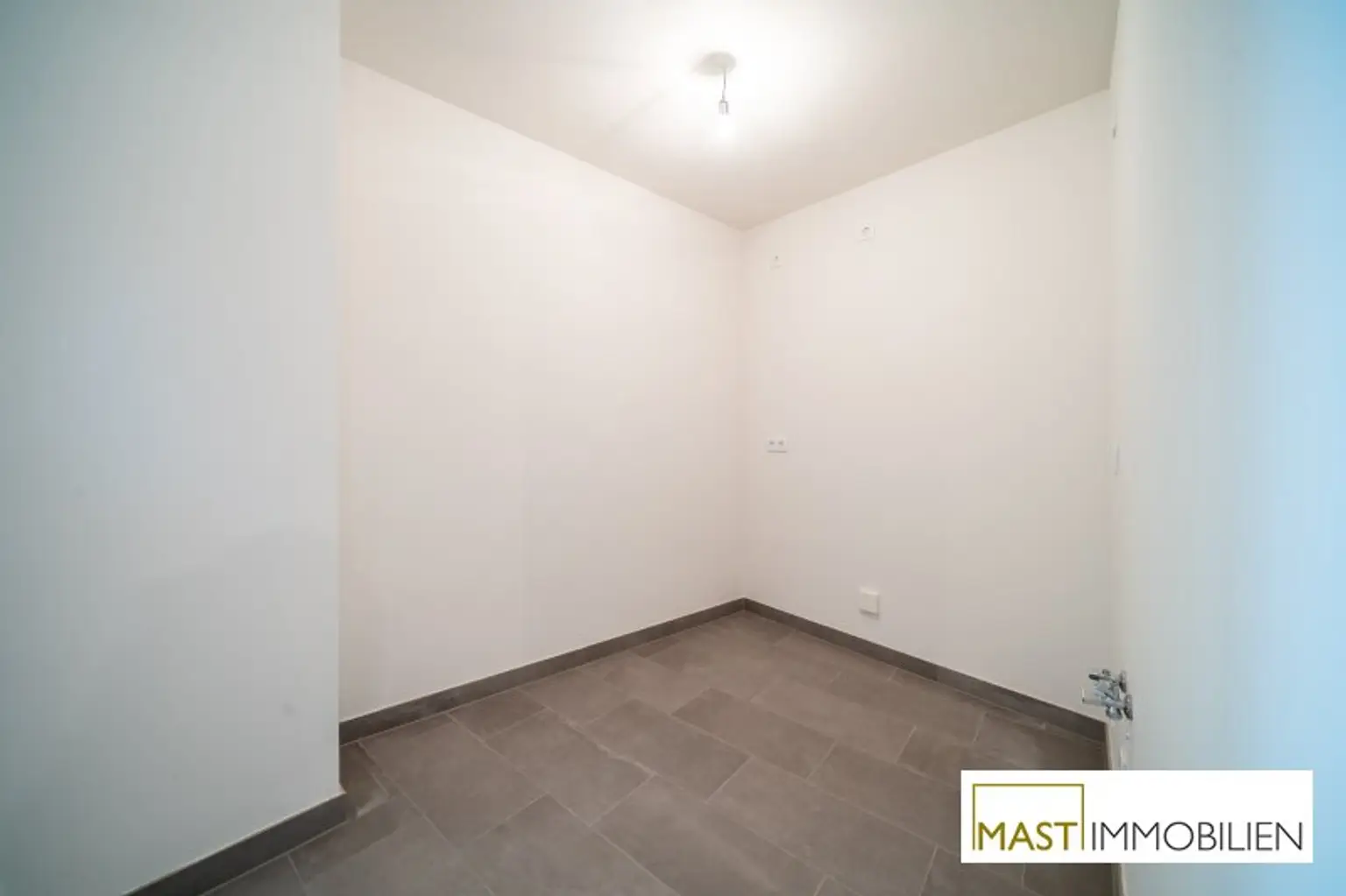 Koffer packen & einziehen: Provisionsfreie 2-Zimmer Gartenwohnung beim Kagraner Platz