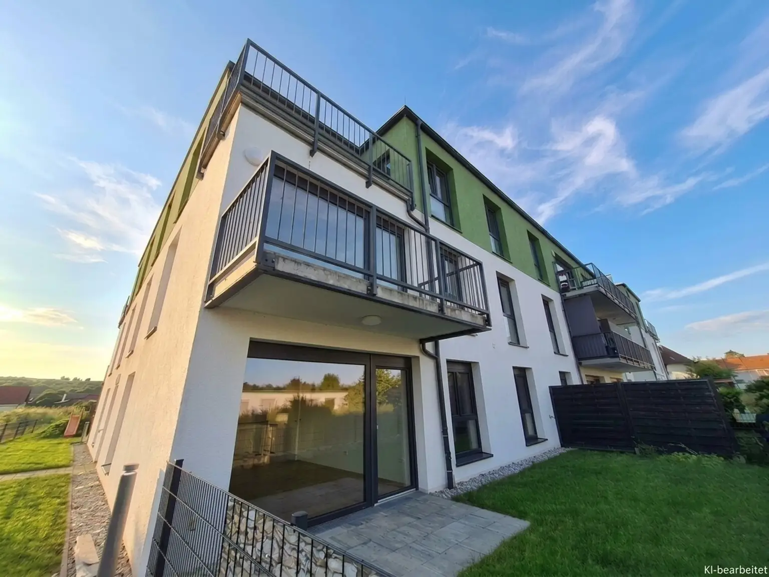 Einziehen und wohlfühlen - Neubau: Ca. 76 m² Wohnung mit ca. 6 m² Balkon