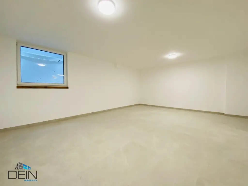 ++NEU++ EXKLUSIVE 5 ZIMMER DOPPELHAUSHÄLFTE MIT KELLER UND GARTEN IN TRAUMHAFTER LAGE!