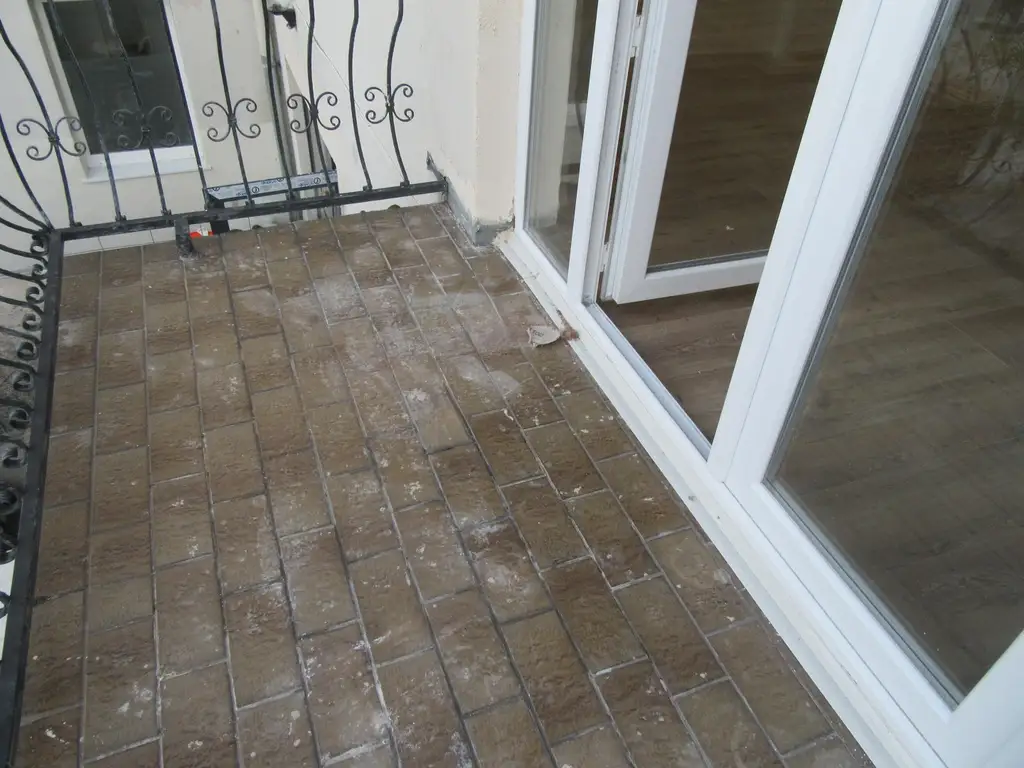 NÄHE LEOPOLDAUER PLATZ – NEU RENOVIERTES 2-ZIMMER APARTMENT MIT BALKON