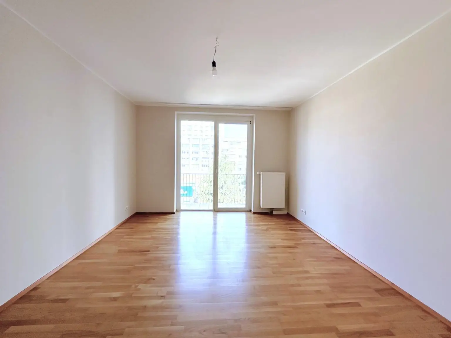 Linz/Stadt (Schubertstraße): Mietwohnung ca. 81,4 m² Wfl + BALKON (WG-geeignet)
