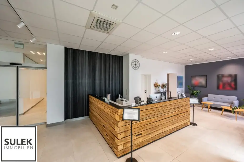 Ihr neuer Unternehmenssitz: Modernes Büro/ Praxisgebäude in Mödling mit Top-Anbindung
