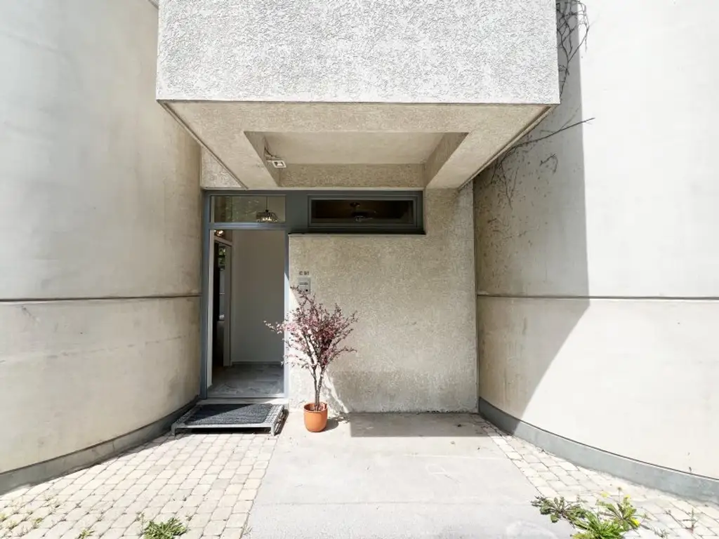 Sonnenterrasse, Garten und 5 Zimmer: Leben im Architektenhaus! 163m² Nutzfläche!